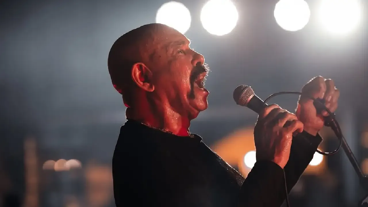 54 años de carrera Óscar de León celebra con un emotivo mensaje a sus seguidores